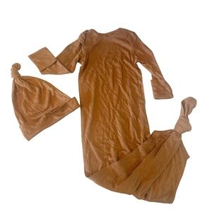 Solly Baby 2 Piece Set Knotted Gown and Matching Hat Copper Brown 0-3M